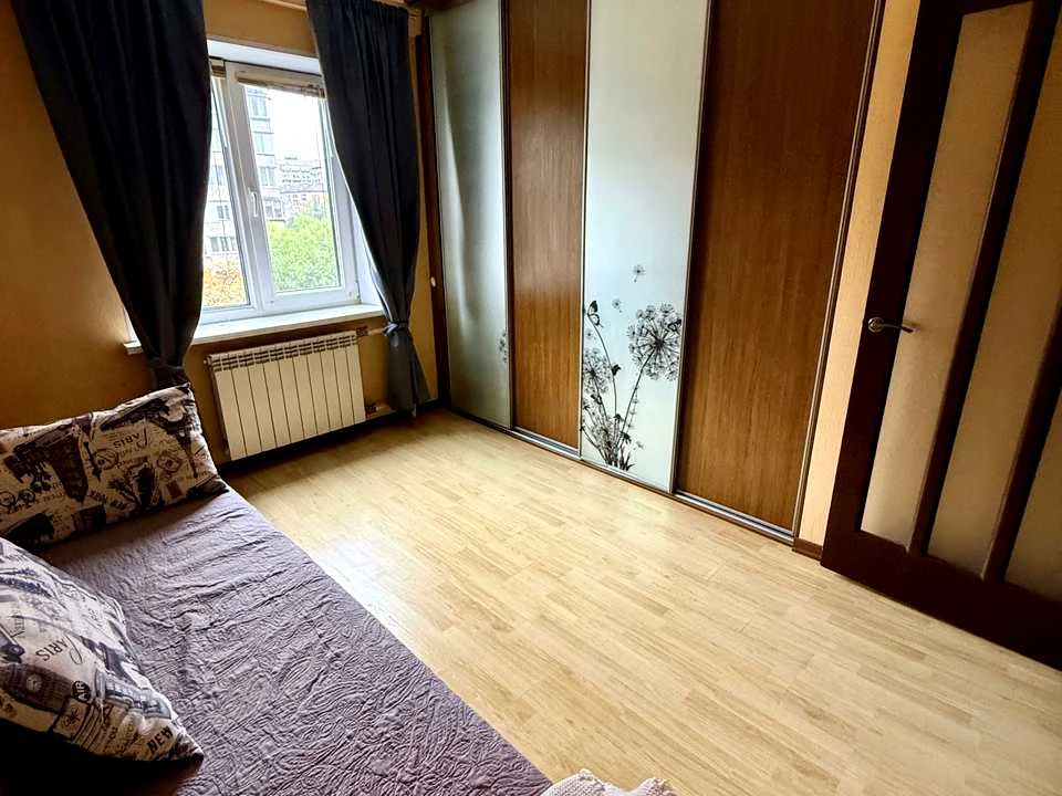 Apartment. Mykhola Mihnovskyy Blvd., Kyiv