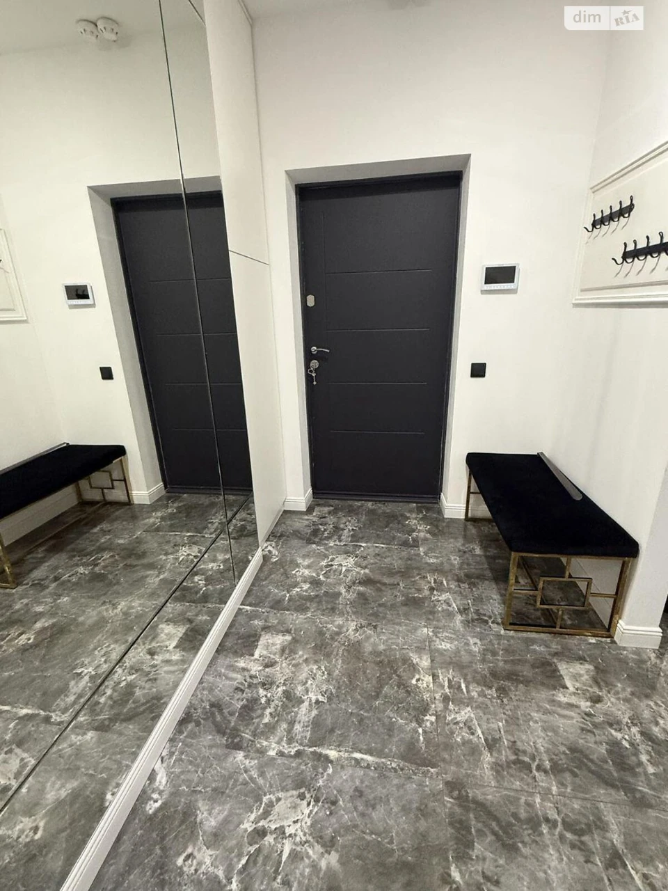Long-Term Rental Apartment in Pecersc