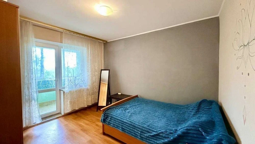 Без % Продаж 3 кв, 83 м, вул. Червоної Калини, 2/1, Деснянсь