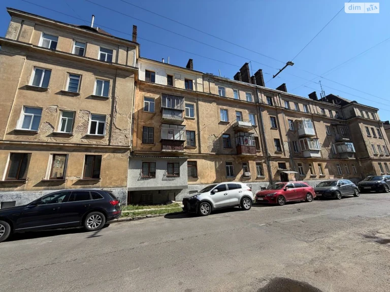 One-Bedroom Apartment for Sale in Шевchenkivsky
