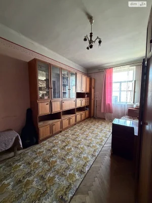 One-Bedroom Apartment for Sale in Шевchenkivsky