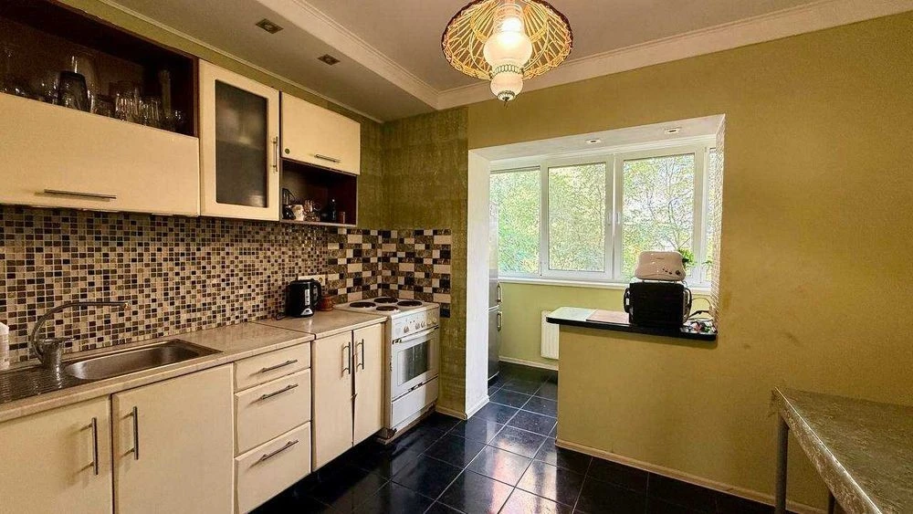 Без % Продаж 3 кв, 83 м, вул. Червоної Калини, 2/1, Деснянсь