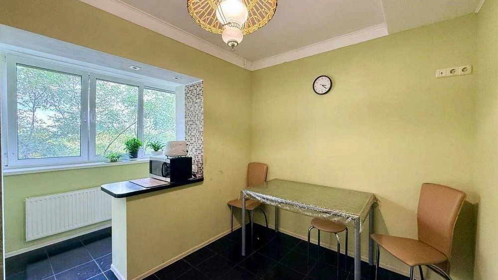 Без % Продаж 3 кв, 83 м, вул. Червоної Калини, 2/1, Деснянсь