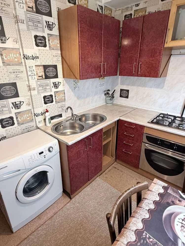 For Sale: 2-bedroom apartment, Kyiv, Ivan Vygovsky Street, Podil District