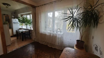 For Sale 2-room apartment on Alexander Poly Avenue