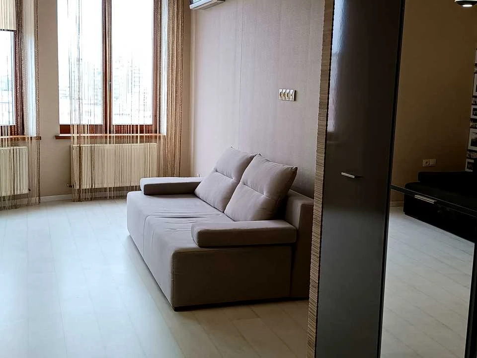 Apartment. Odessa, Tinstaya Street