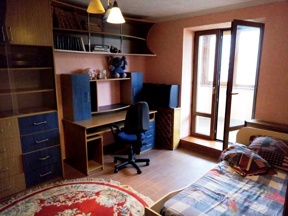 Apartment. Odesa, Dunayeva st.