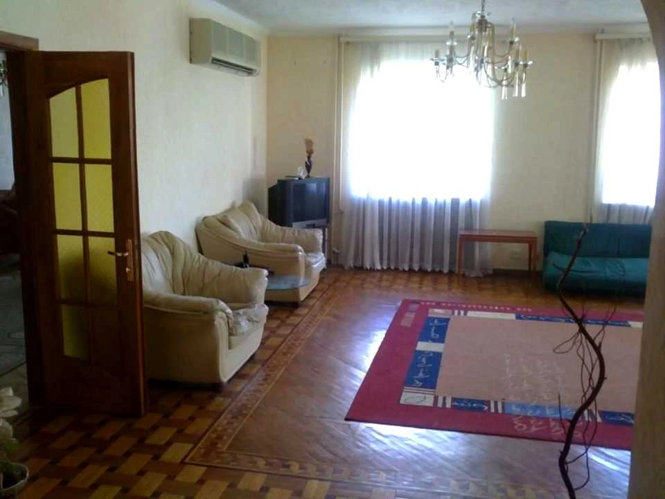 Apartment. Odesa, Dunayeva st.