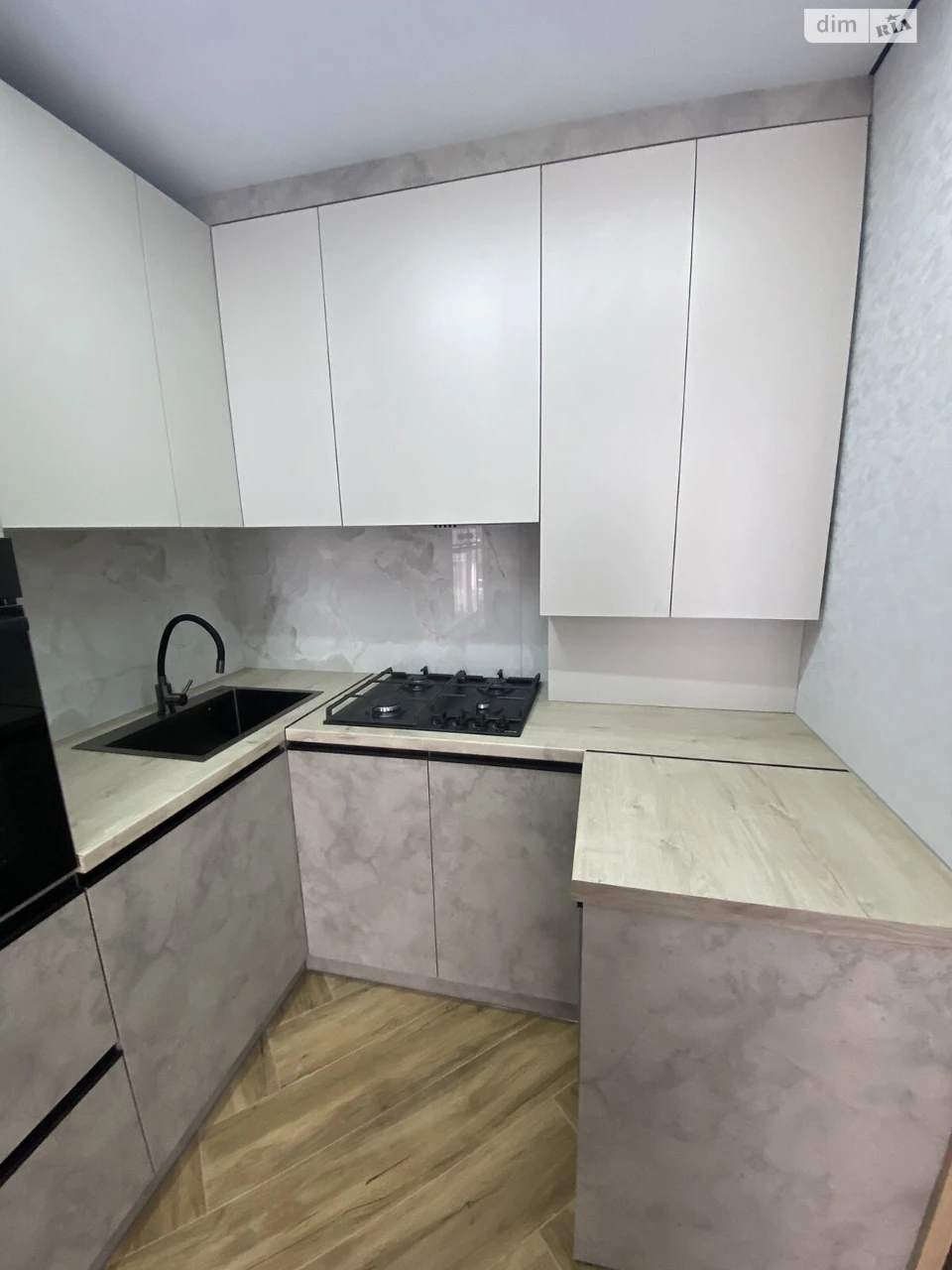 Apartment for Sale - Zamostyan district