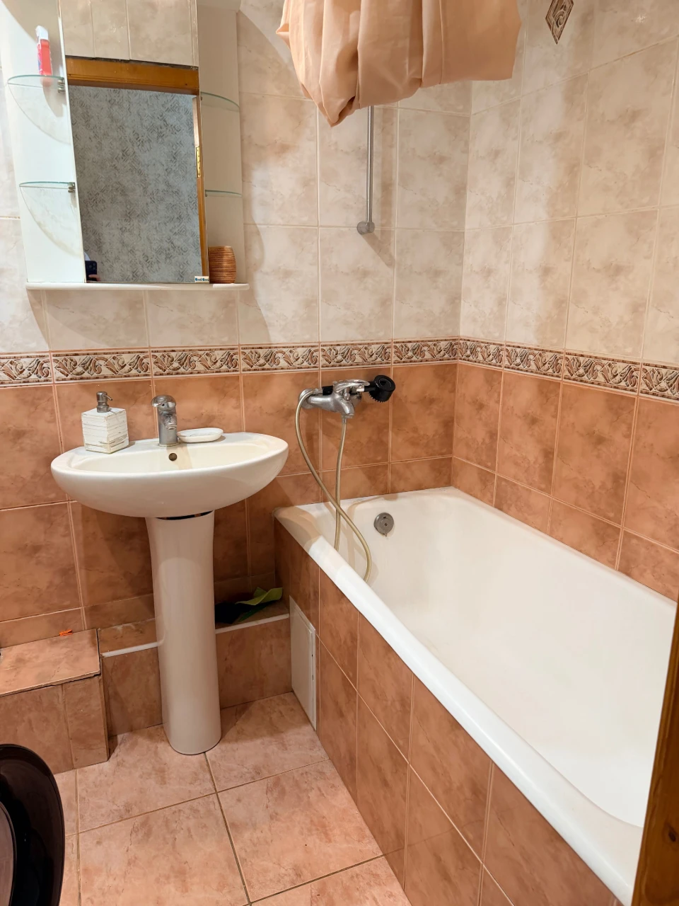 Продаж 2к кв., метро Дорогожичі 13хв пішки