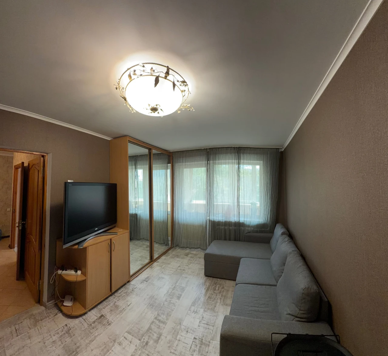 Продаж 2к кв., метро Дорогожичі 13хв пішки