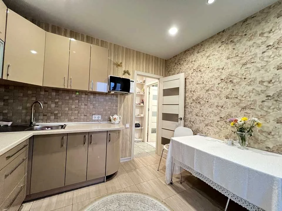 Apartment. Newton Street, Kharkiv