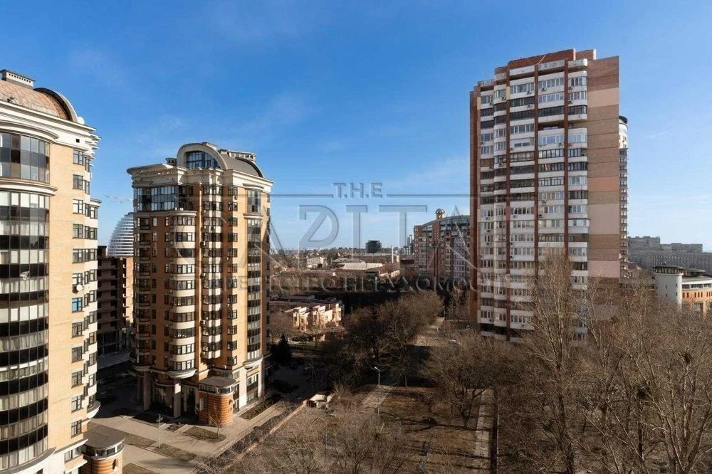 Top price) For sale with 3 bedrooms, plus a parking space for a separate