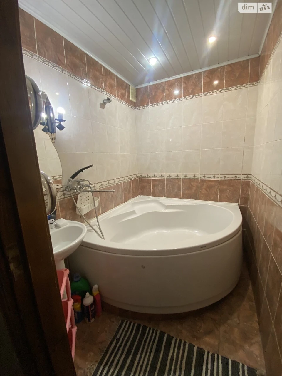 Long-Term Rental Apartment, Radynyi