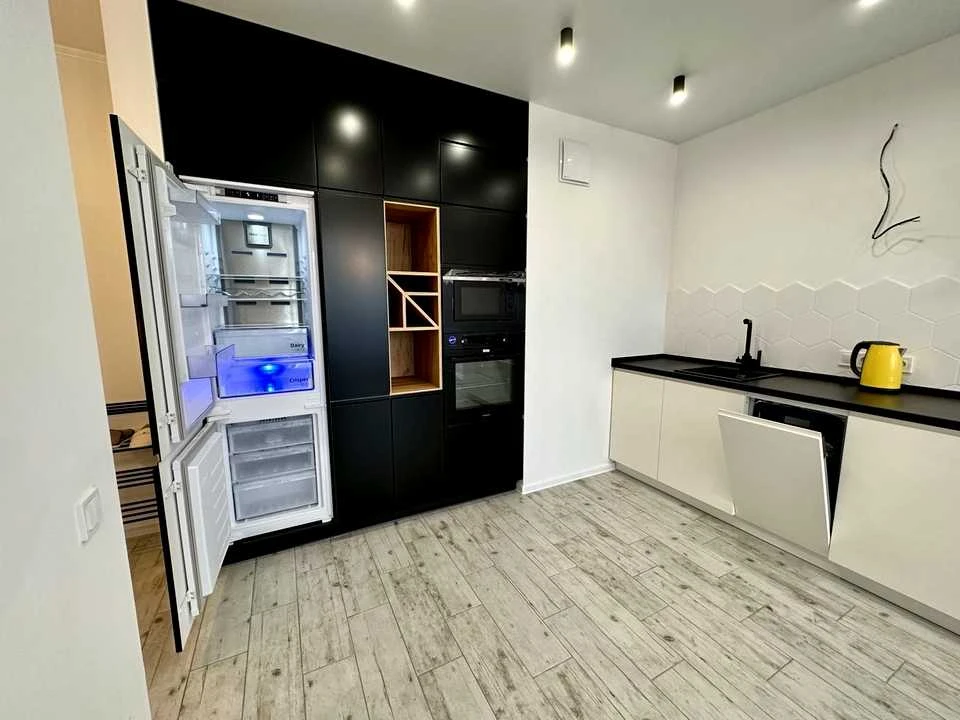 Apartment. Eugene Sverktyka st., Kyiv
