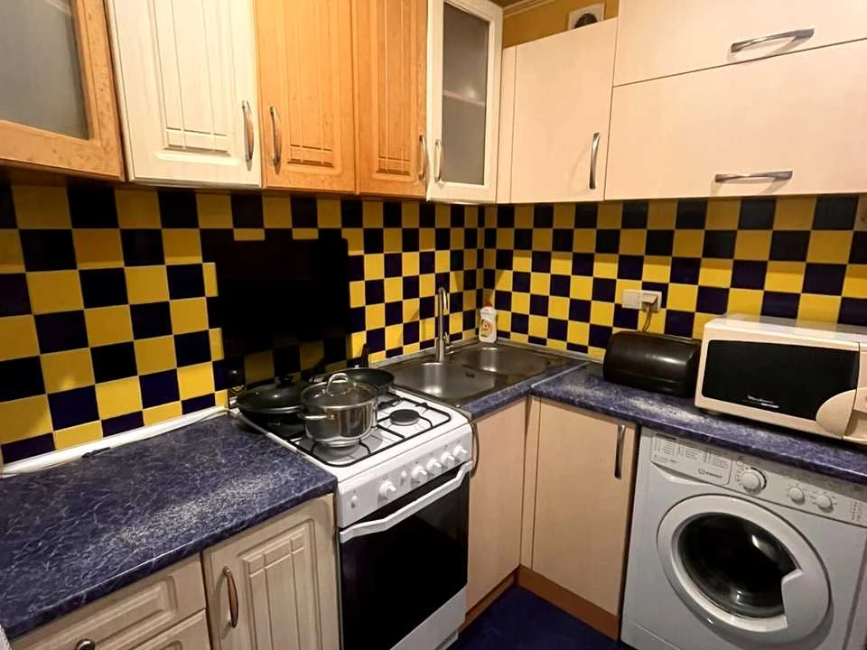 Apartment. Odessa, Geraniyeva st.