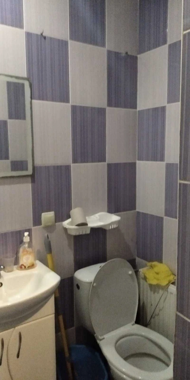Part of a house, all amenities!