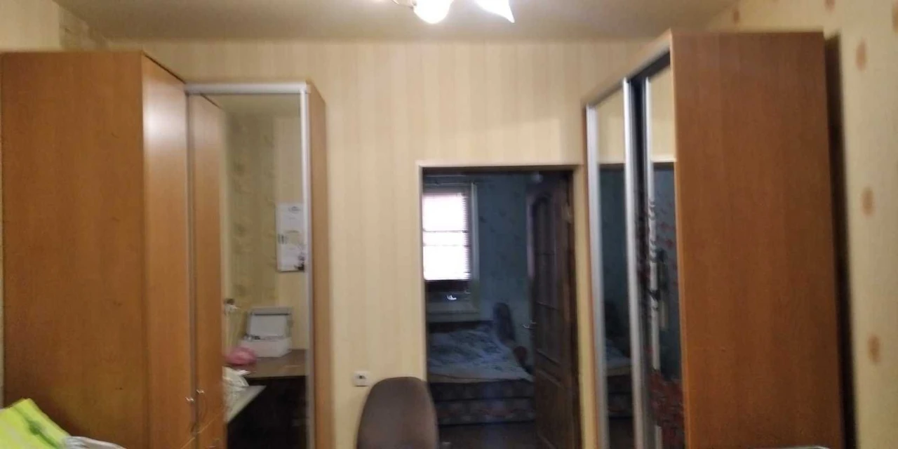 Part of a house, all amenities!