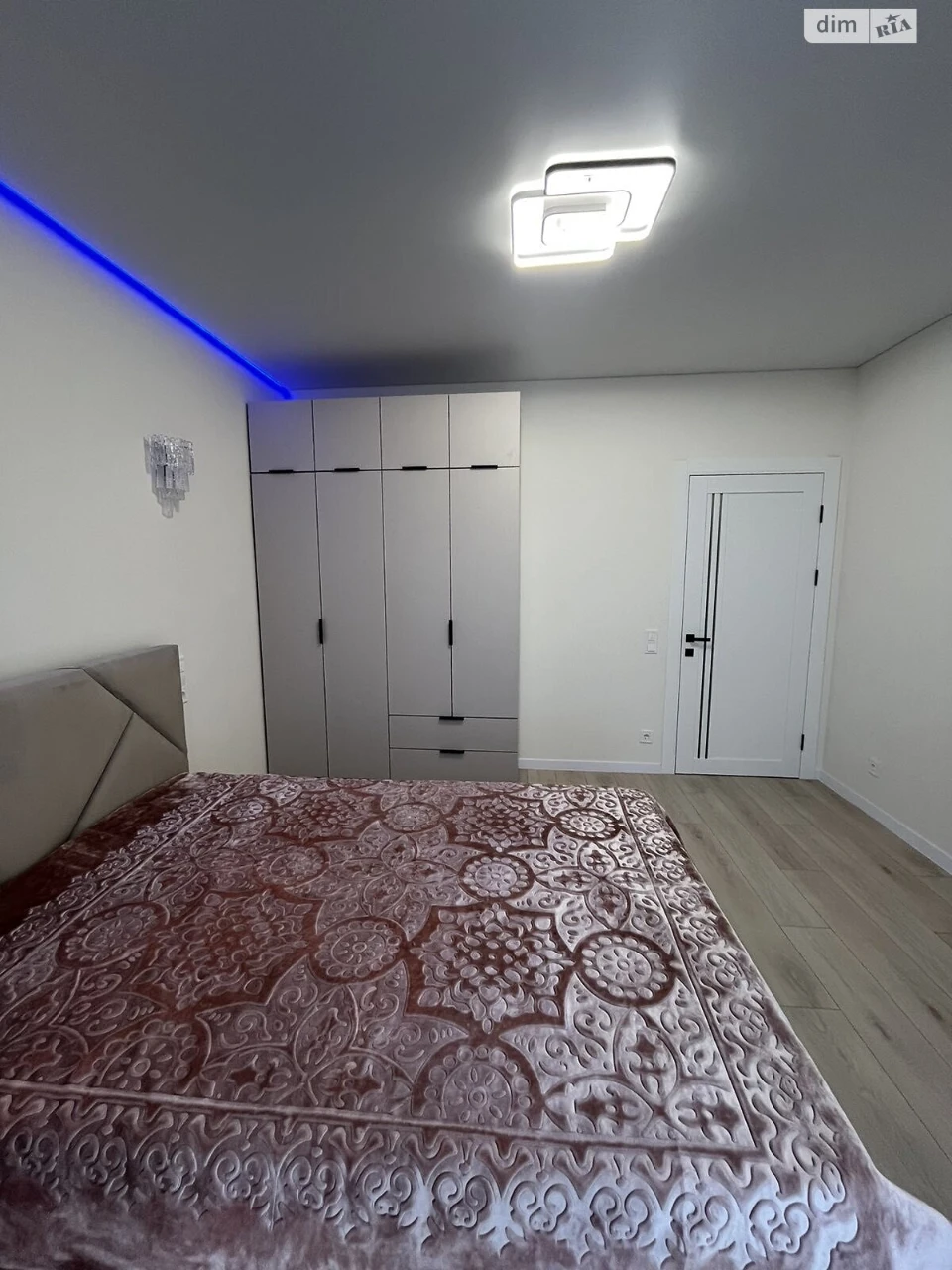 Long-Term Rental Apartment, Dwelling