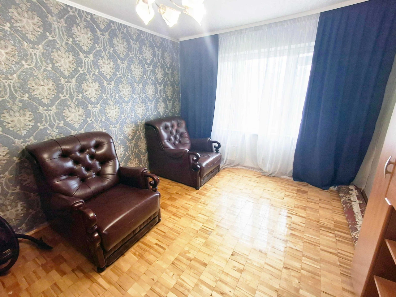 Продається чудова 2-кімнатна квартира з ремонтом у Десняку