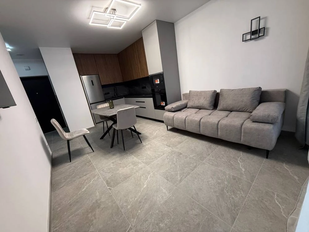 Spacious 2-bedroom apartment for sale in the "Warsaw-2" residential complex