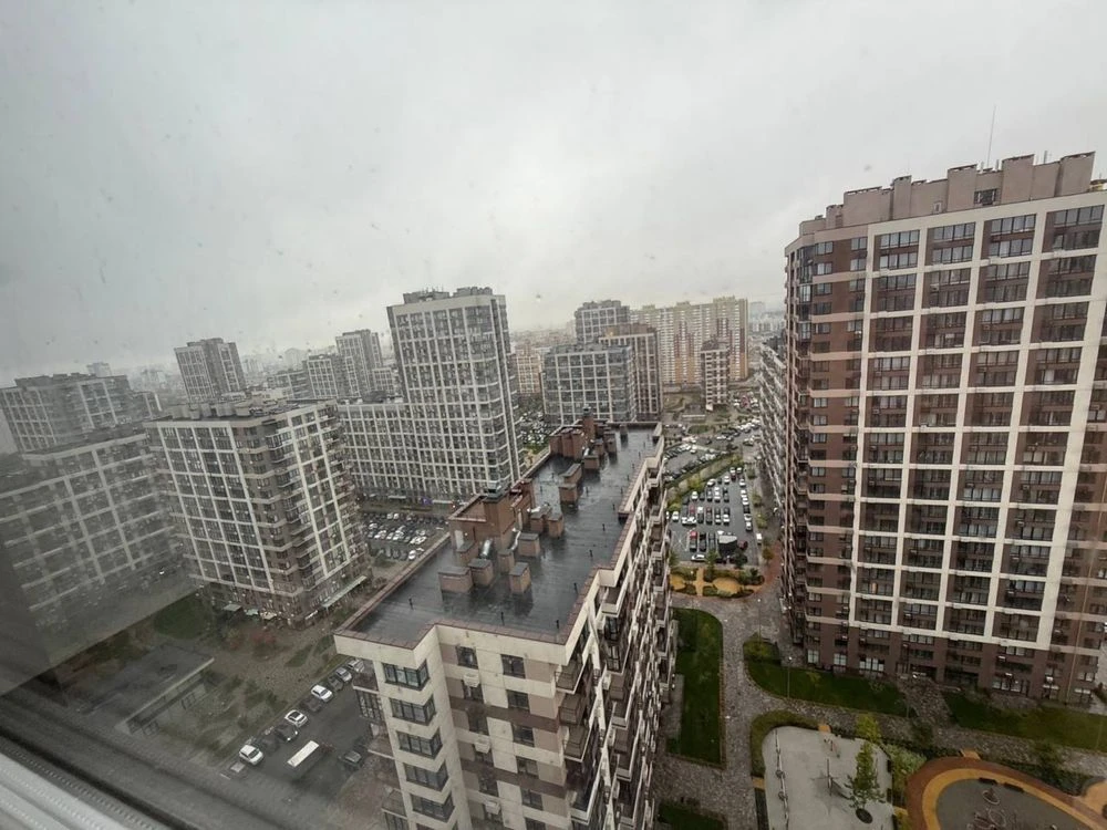 Spacious 2-bedroom apartment for sale in the "Warsaw-2" residential complex