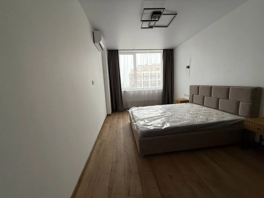 Spacious 2-bedroom apartment for sale in the "Warsaw-2" residential complex