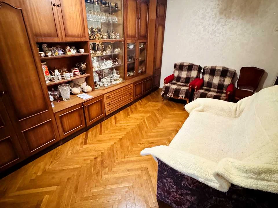 Квартира. Київ, вулиця Світлицького