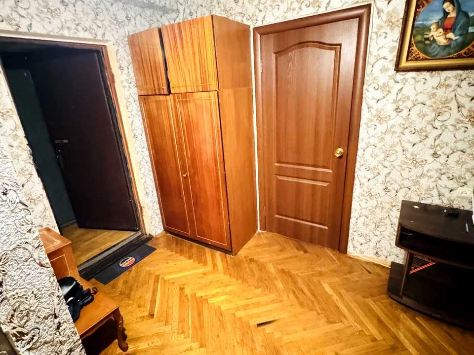 Квартира. Київ, вулиця Світлицького