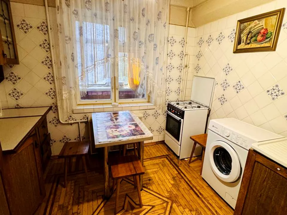 Квартира. Київ, вулиця Світлицького