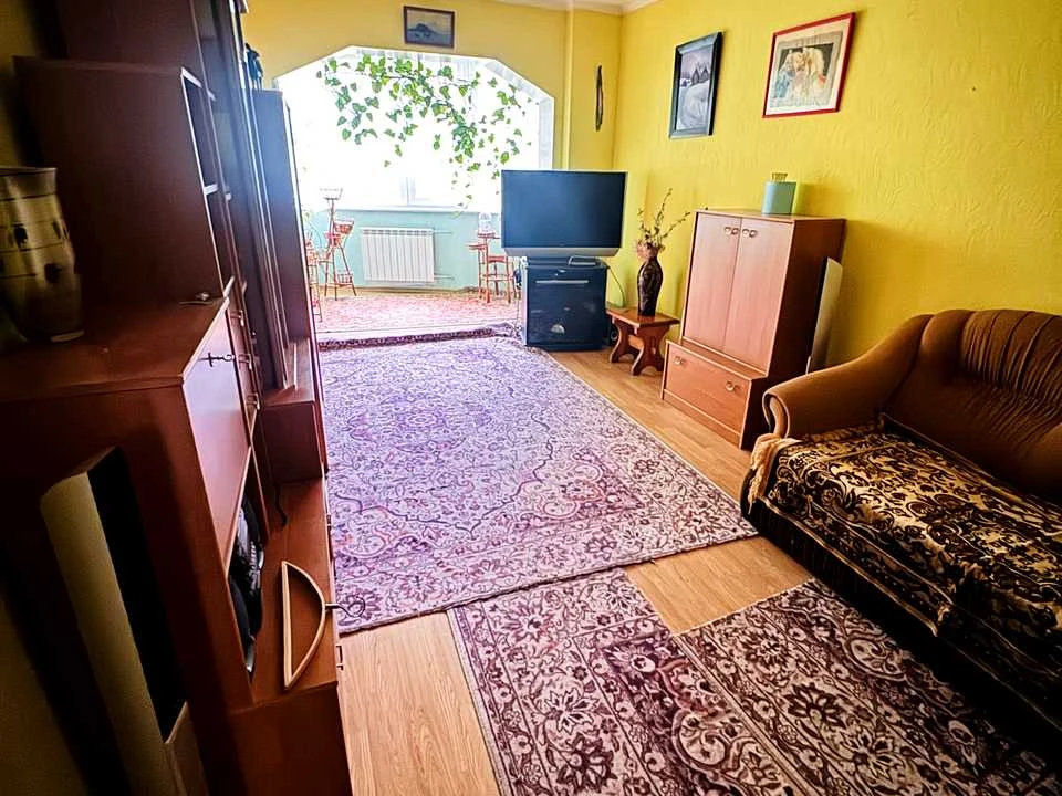 Квартира. Київ, Георгія Гонгадзе просп.