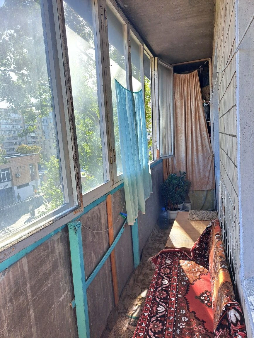 2 комн. Оболонь. вул. Північна,32.