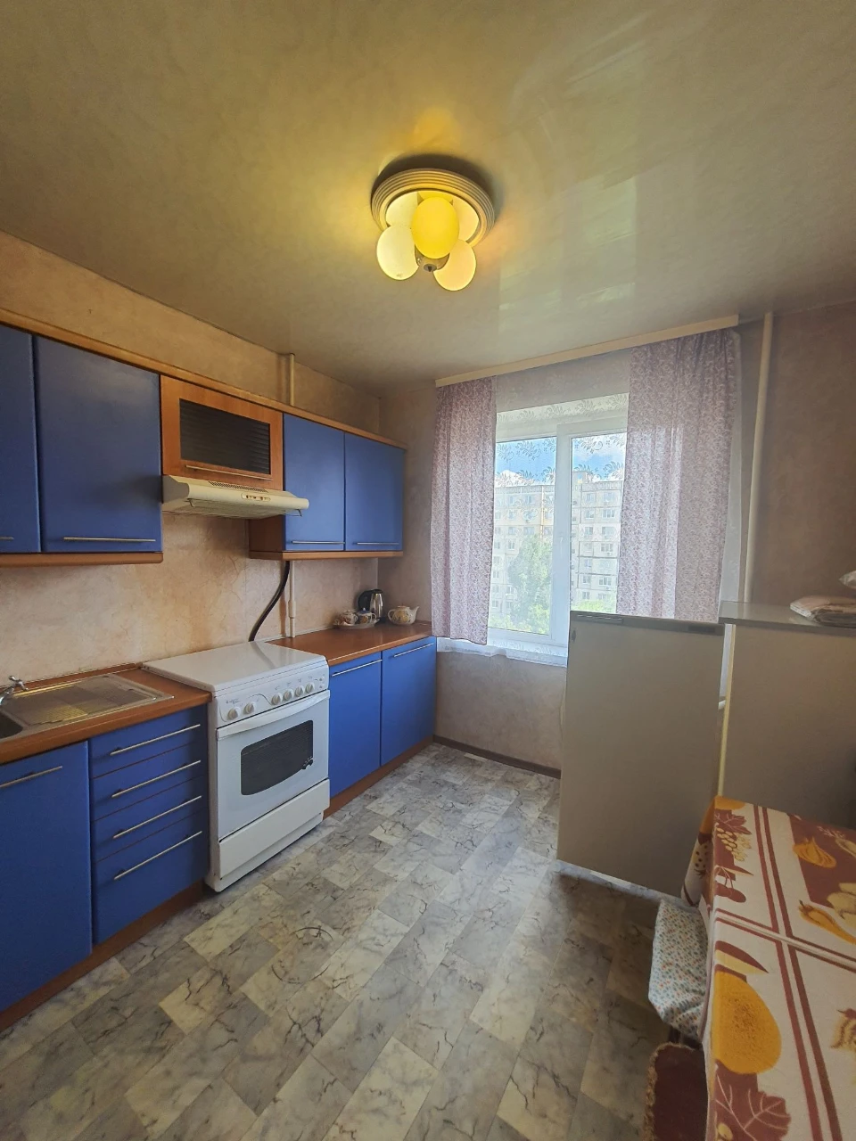 Продам 3х квартиру Победа пр.Героев