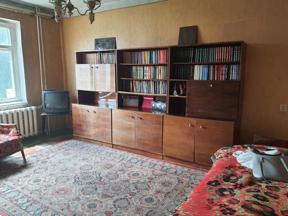 Продам 3х квартиру Победа пр.Героев