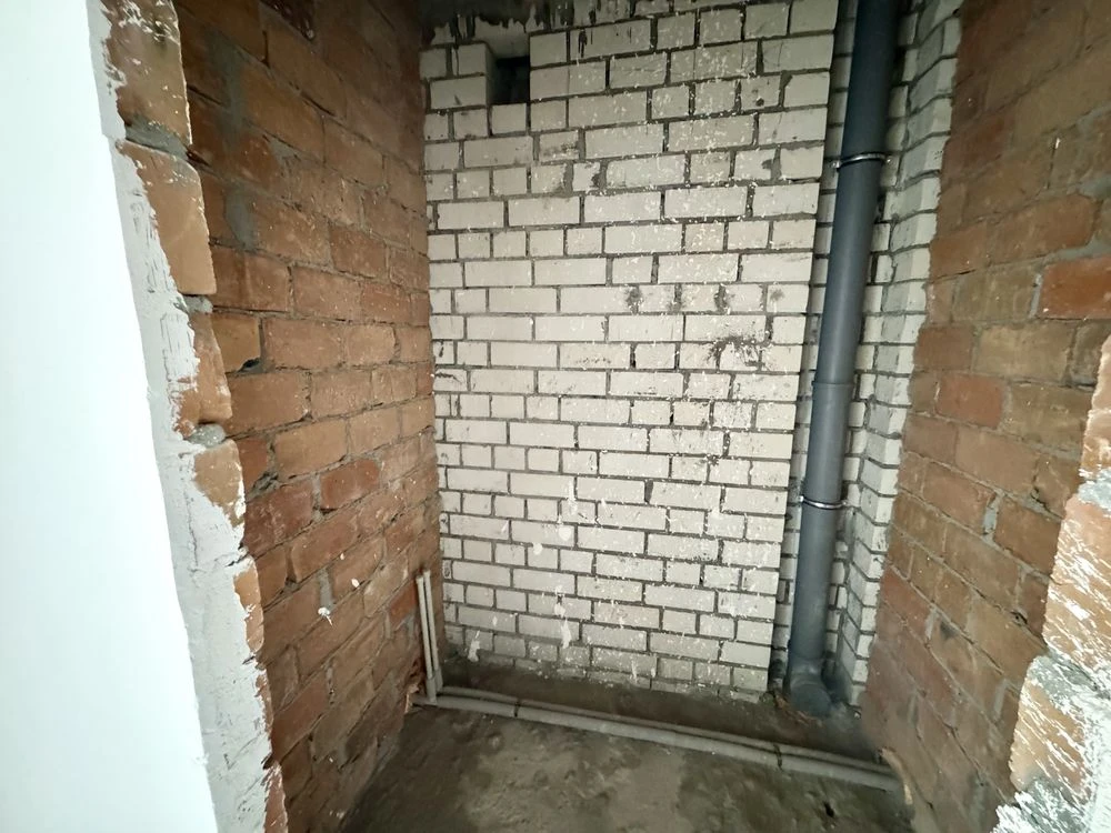 Продається 2-кімнатна квартира в новобуду