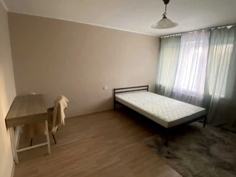 Apartment. Antonovicha st, Kyiv
