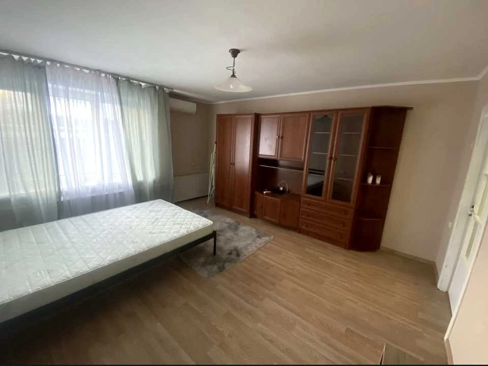 Квартира. Киев, улица Антоновича