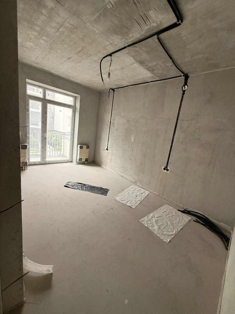 Sale of a 2-room studio apartment 67.5 from owners in Vil