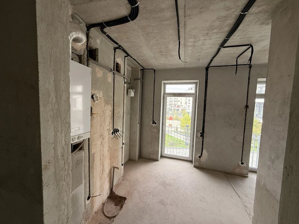 Sale of a 2-room studio apartment 67.5 from owners in Vil