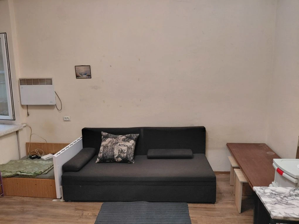 One-bedroom apartment for sale
