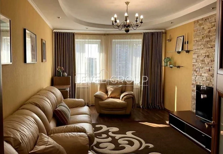 Two-Bedroom Apartment at Viktor Zabali 5, 72 sq m, Demievska M, Holosiiv