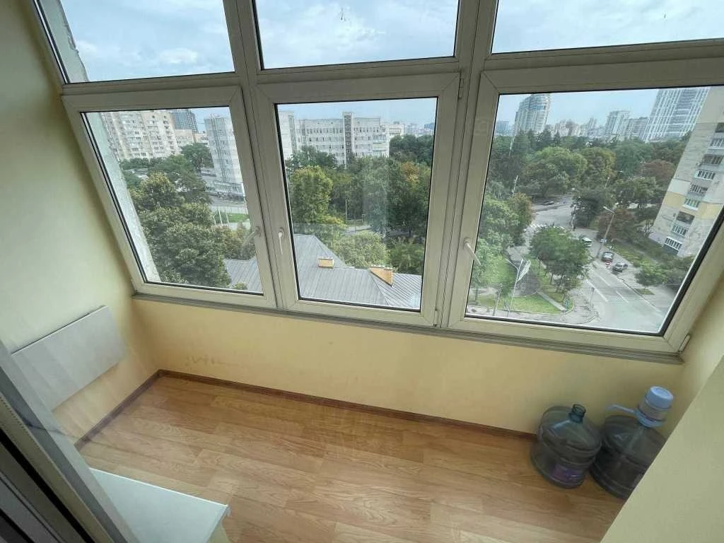 Rent a 3-bedroom apartment, 80 m², Herzen Street, 18/20