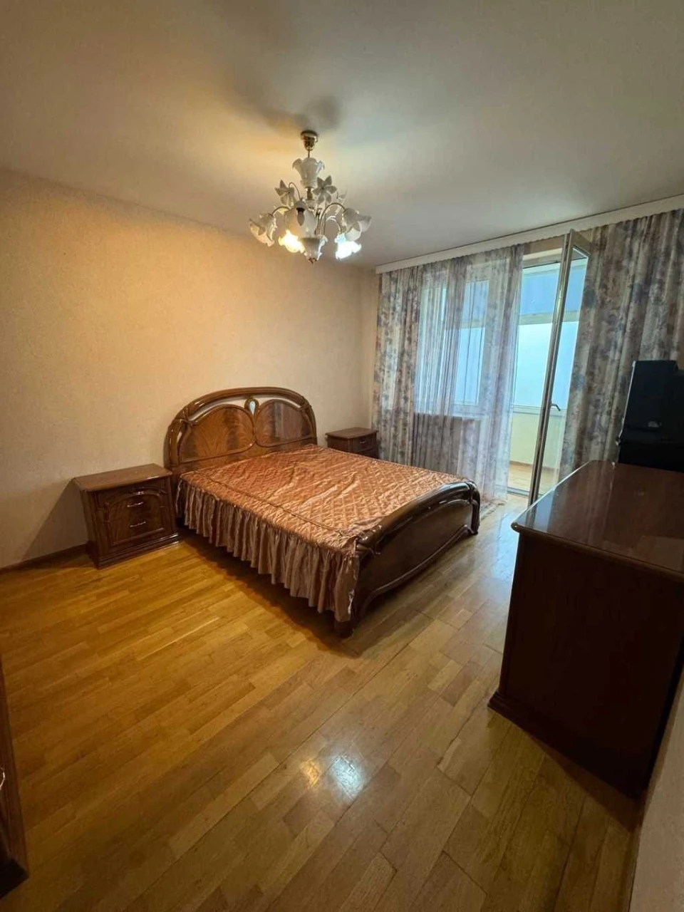 Rent a 3-bedroom apartment, 80 m², Herzen Street, 18/20