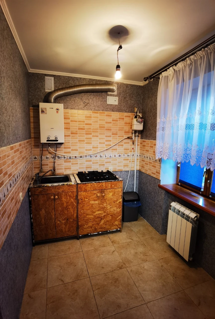 Продається 3-кімнатна квартира в районі Соляні, Шкільна