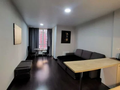 Apartment. Kahovska st.