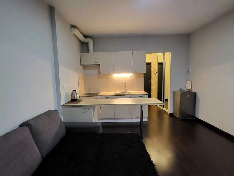 Apartment. Kahovska st.