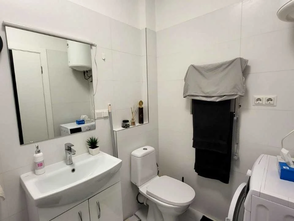 Apartment. Kahovska st.