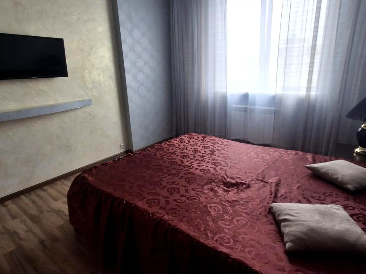 Оренда квартири 2 кімнат, 54 м² на 25-му поверсі.