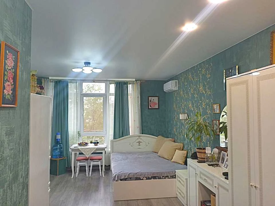 Apartment. Liskivska st., Kyiv