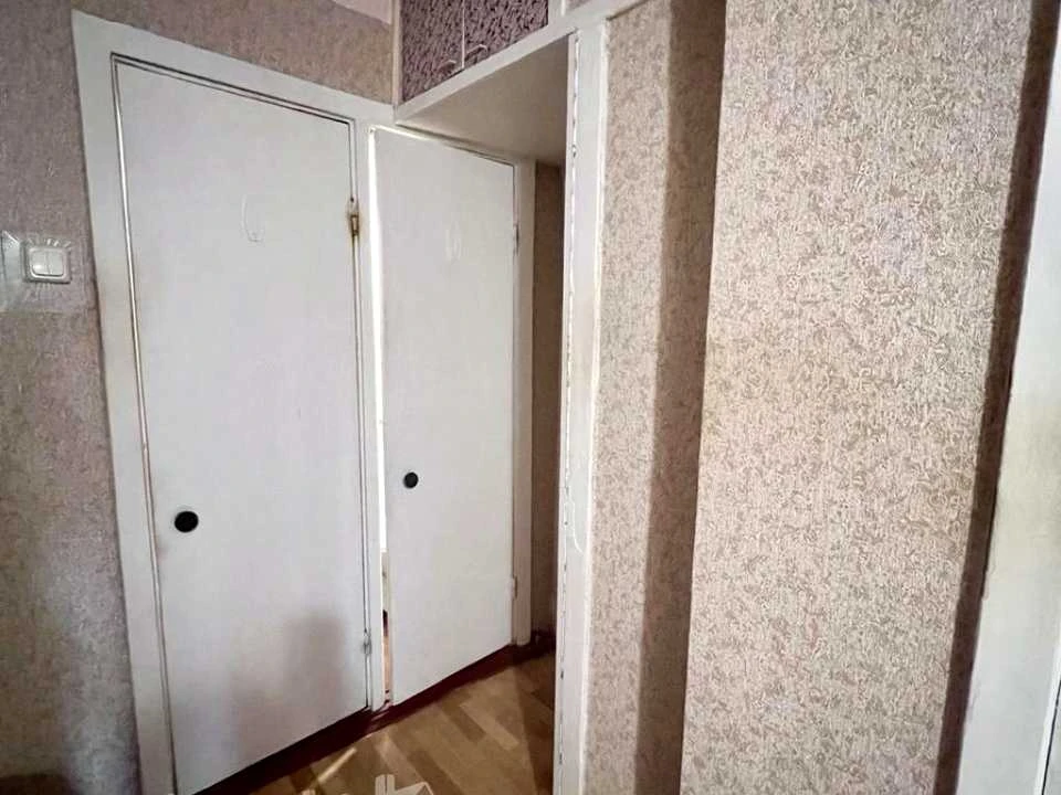 Квартира. Київ, вулиця Мілютенка